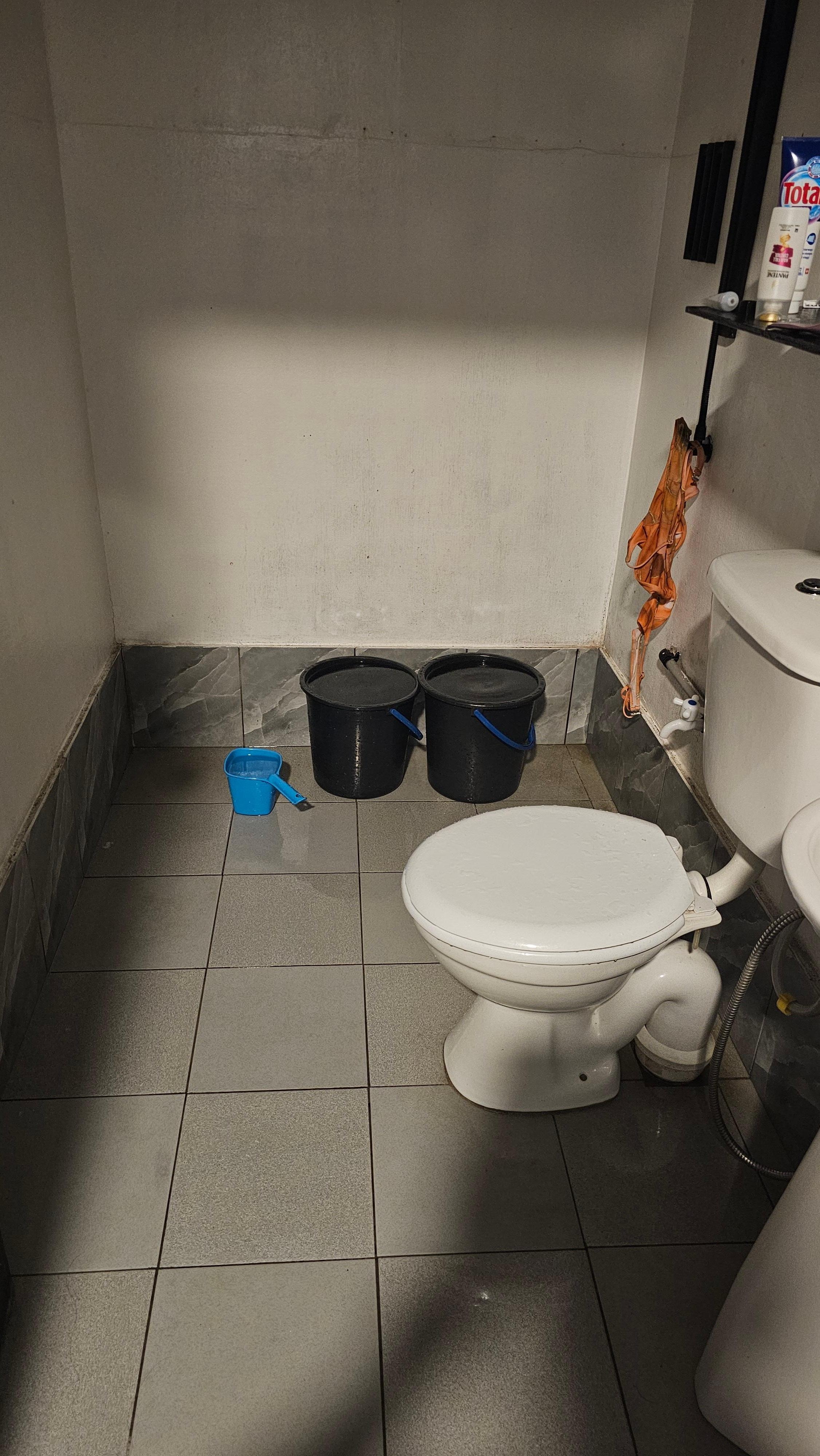 Keinen Strom, Wasser wurde gesammelt