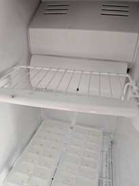 Dirty unfuctioning fridge