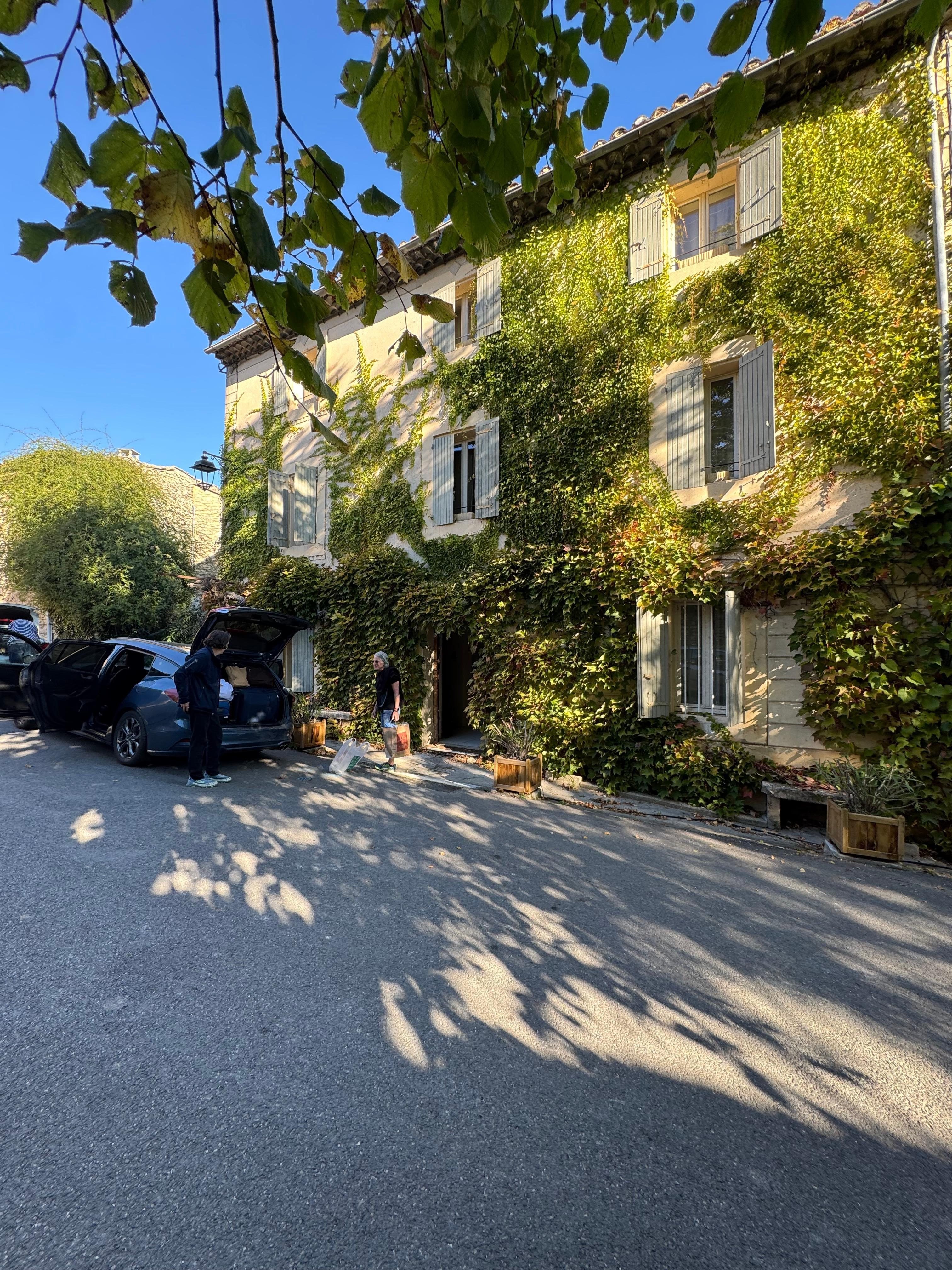 The front of the house as we’re leaving, we had no problem parking very close to the front of the house.