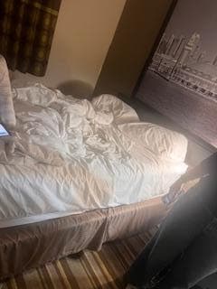 Never bed done , we didn't have a sign on the door, so no excuse here. 