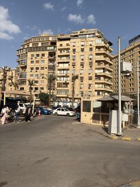 Exterior building view across from Cairo Museum.