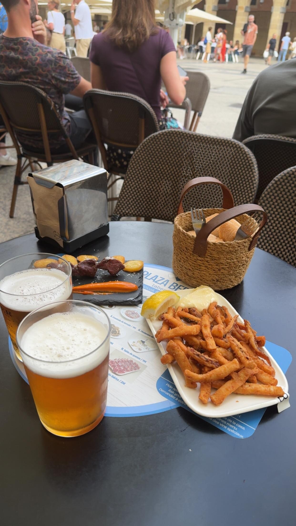 Pintxos in the old square 