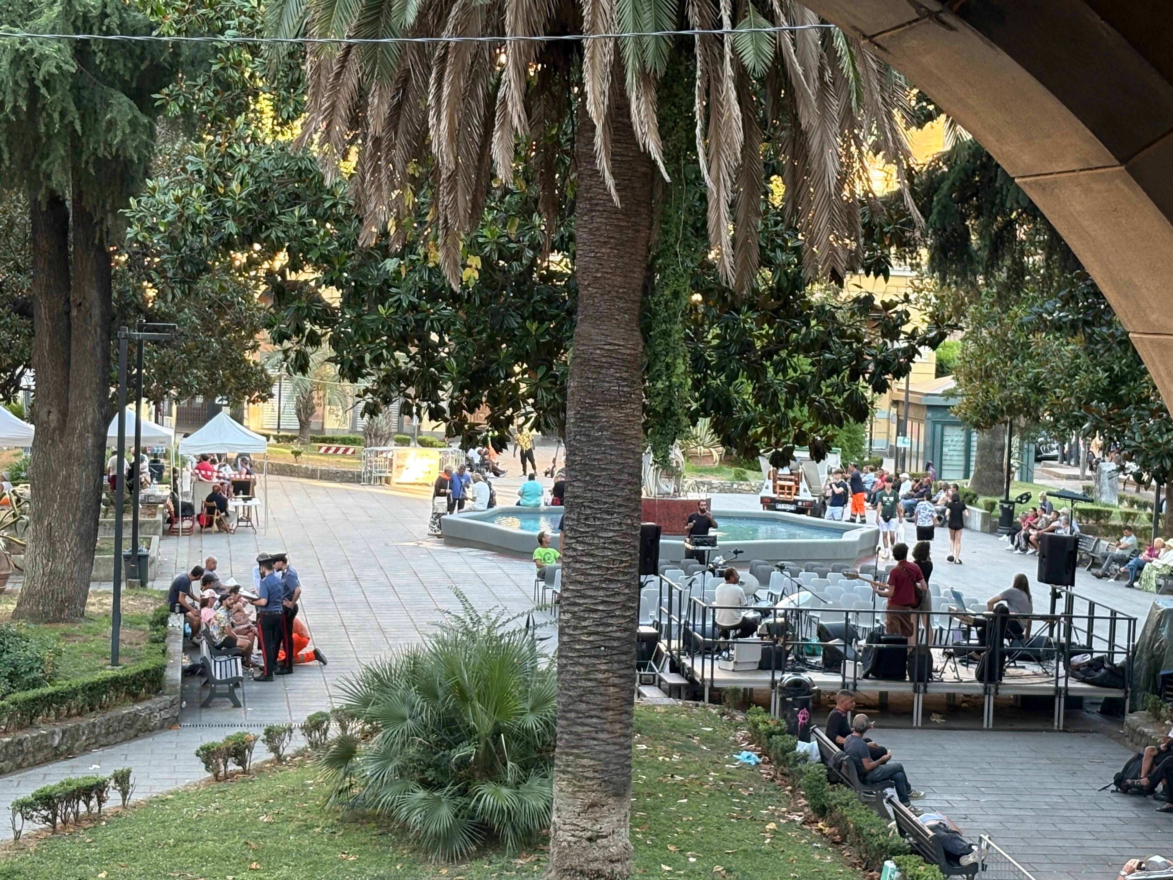 Meeting square