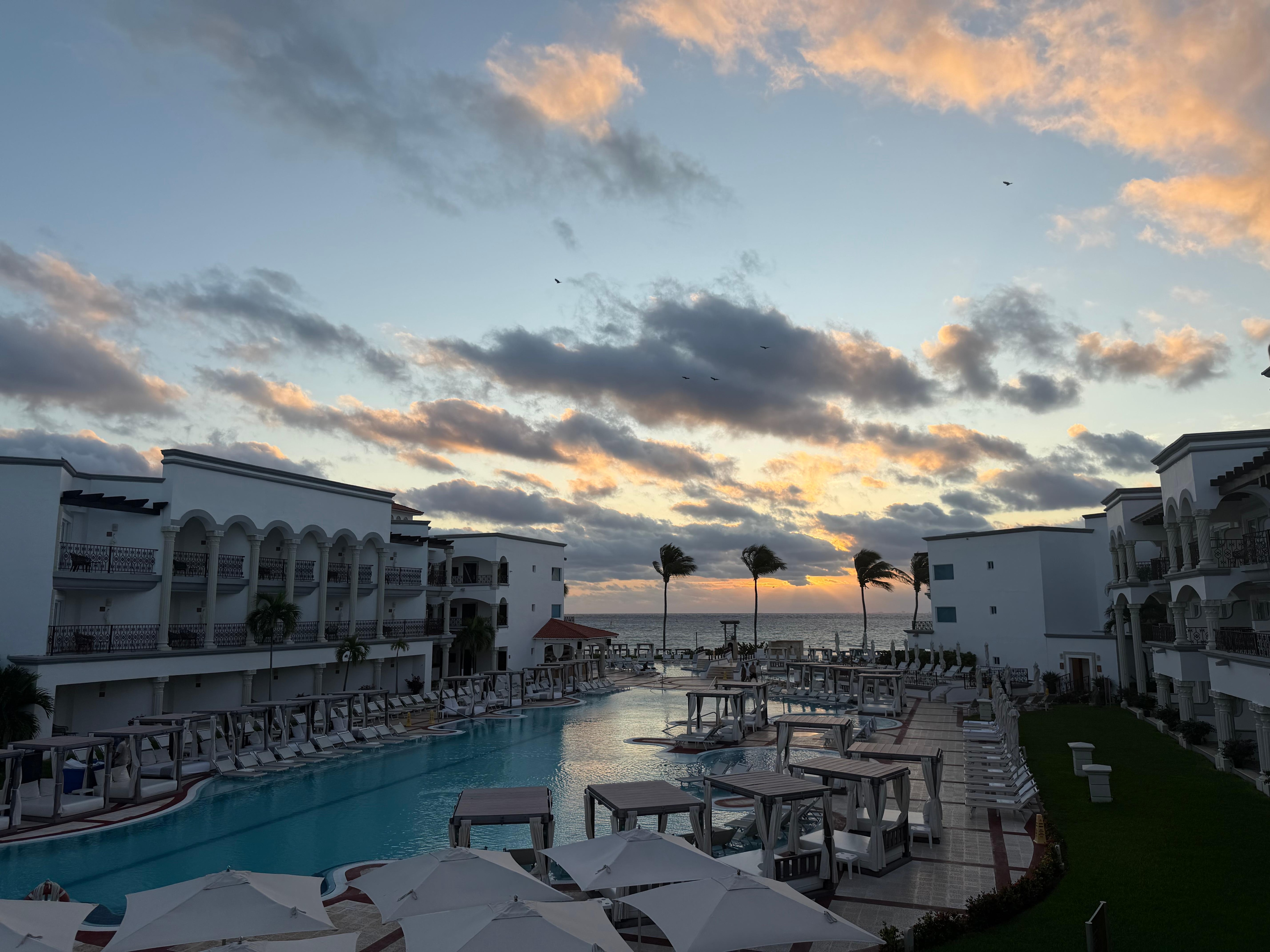 This is what I got it’s not a bad view, but that’s not what I paid an extra $500 for