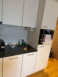 Kitchenette with amenities