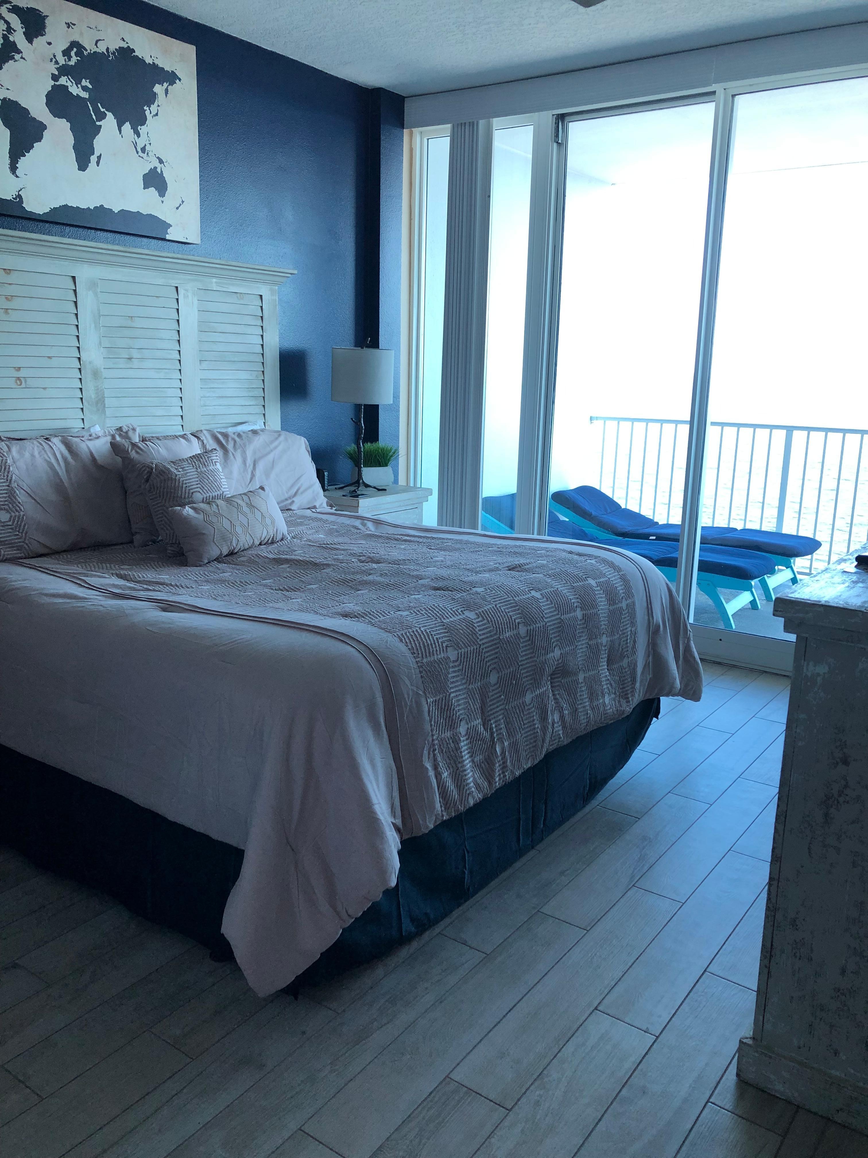 Master with access to balcony