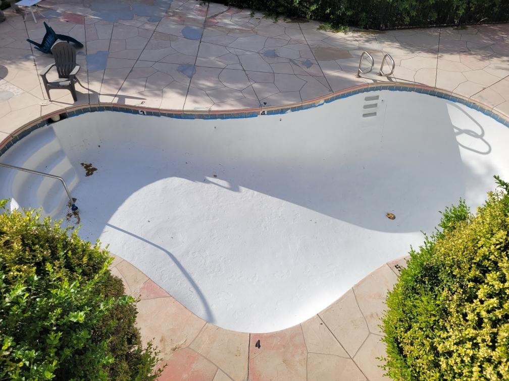 Yep, no water, high and dry!