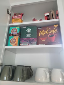 Fully, and I mean FULLY stocked kitchen including the coffee🥰