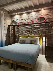 Very comfortable bed