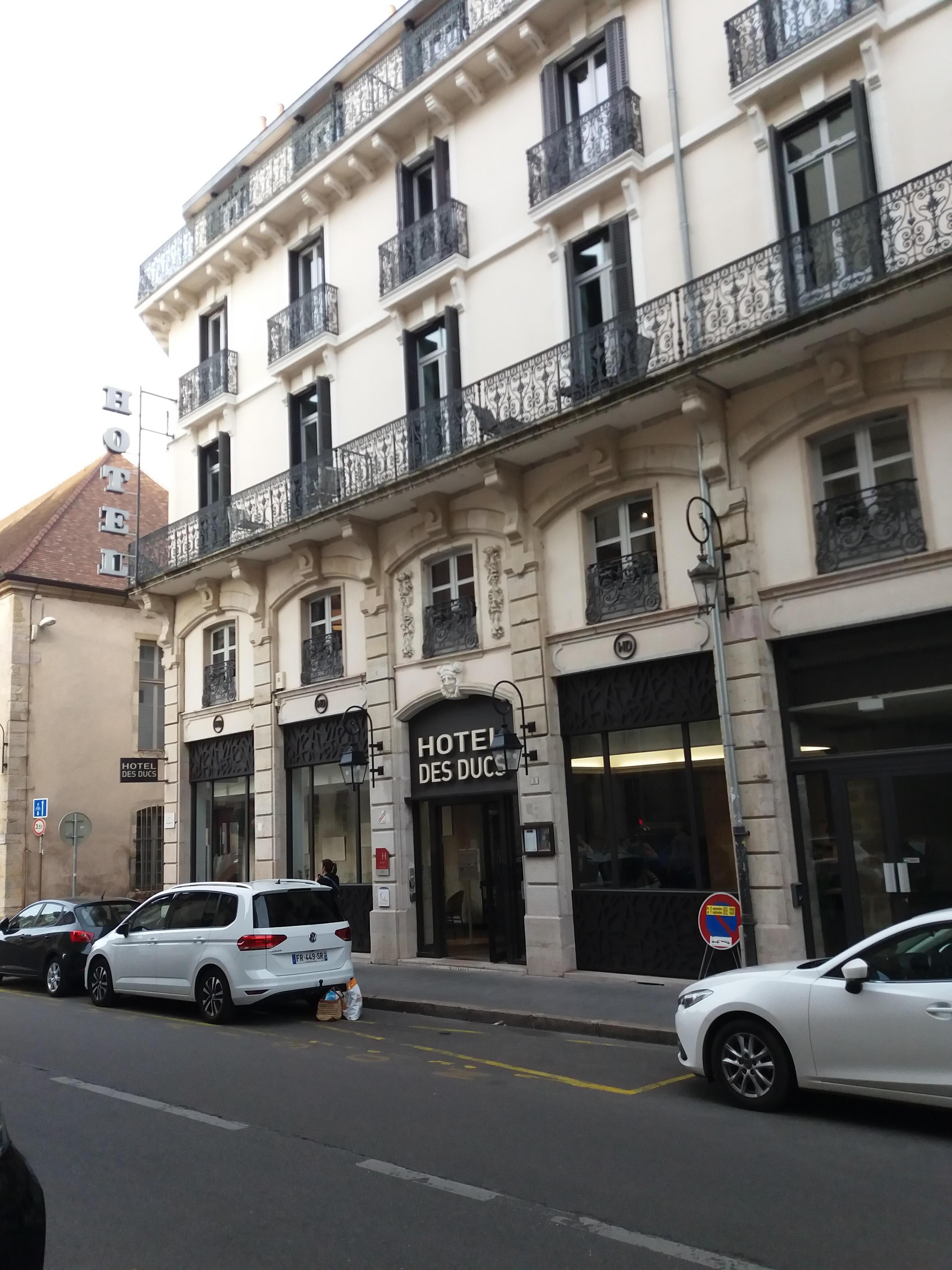 arrivée à l'hôtel