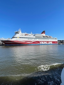 Cruise to islands
