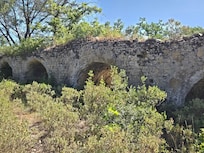 Balade VTT, vestiges d'aqueducs