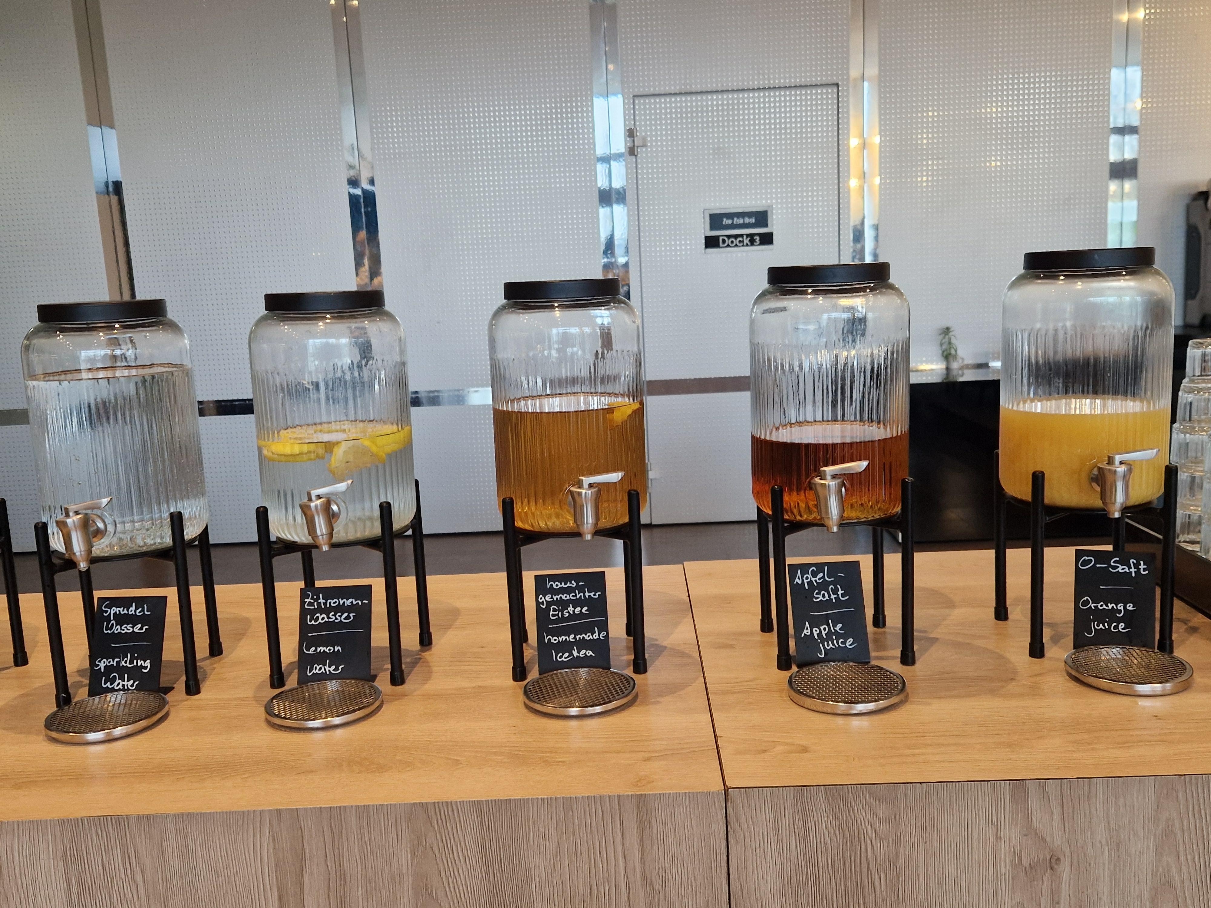 Die Getränke hatten eher einen Leichten Geschmack. Ich hatte es mir etwas intensiver erhofft. Wer aber nicht so süßes mag, wird begeistert sein. 