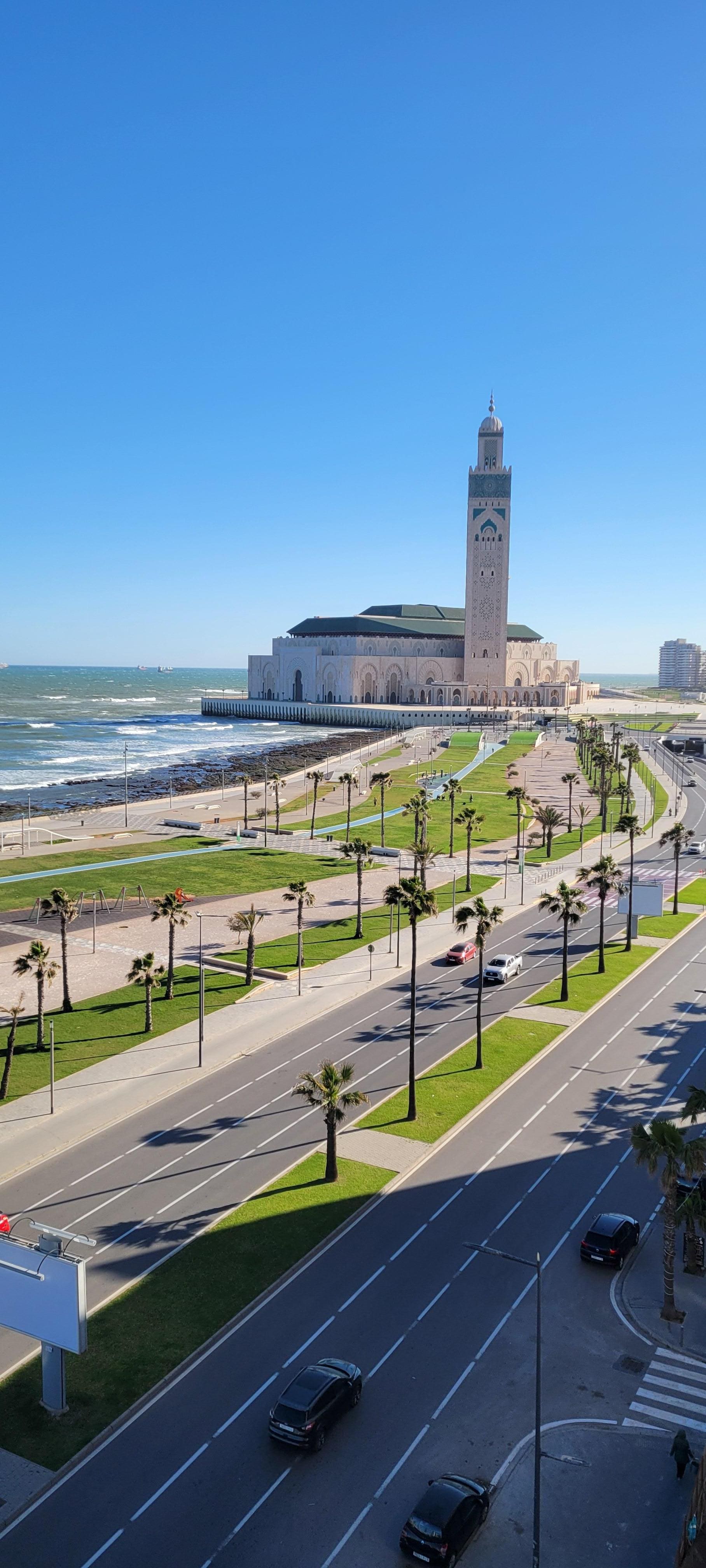 Actual photo from our hotel room. Beautiful view of Atlantic Ocean.
Floor to ceiling window!