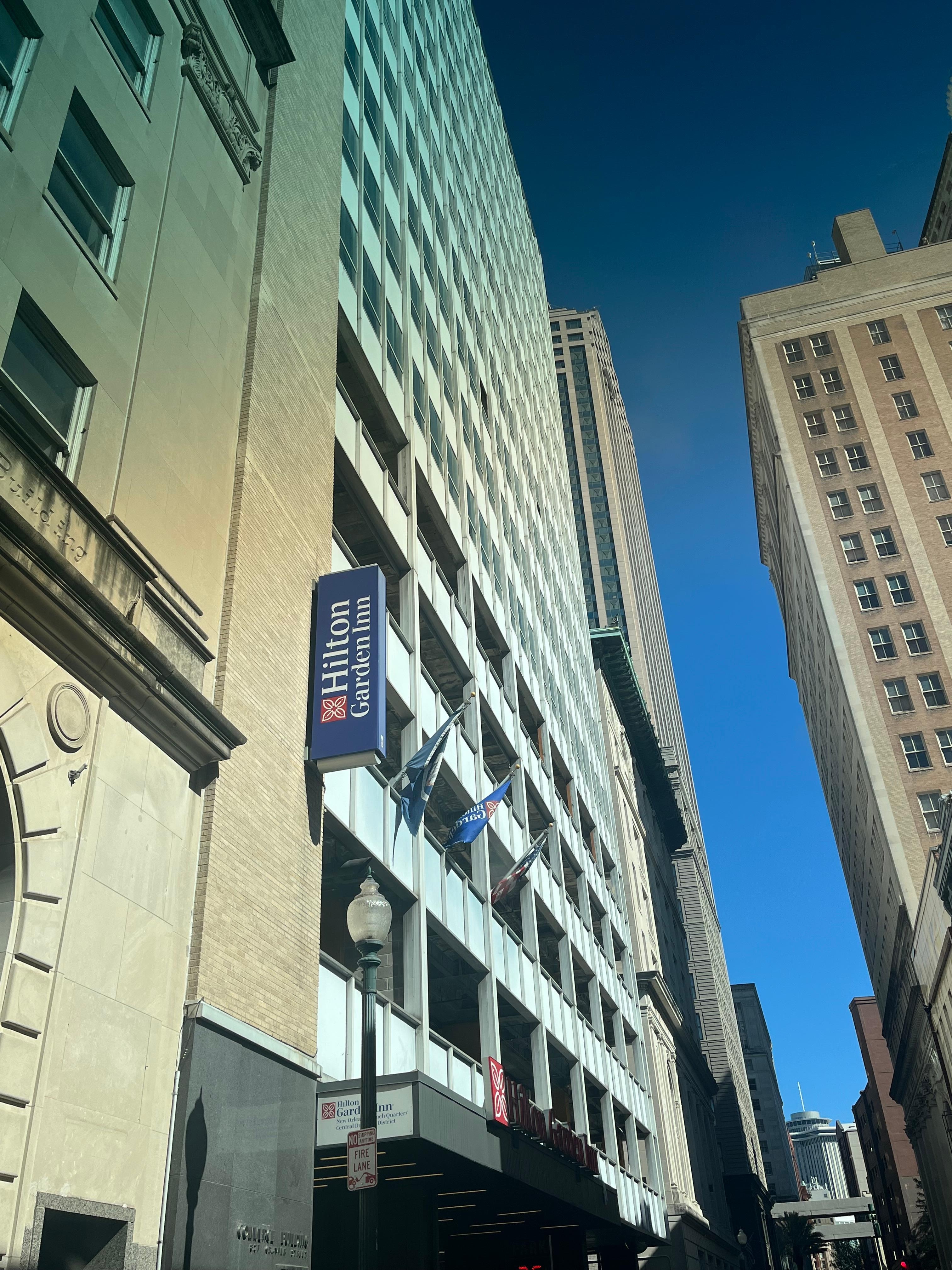 Valet parking ends on 6th floor ,pay to park ends on 10 floor