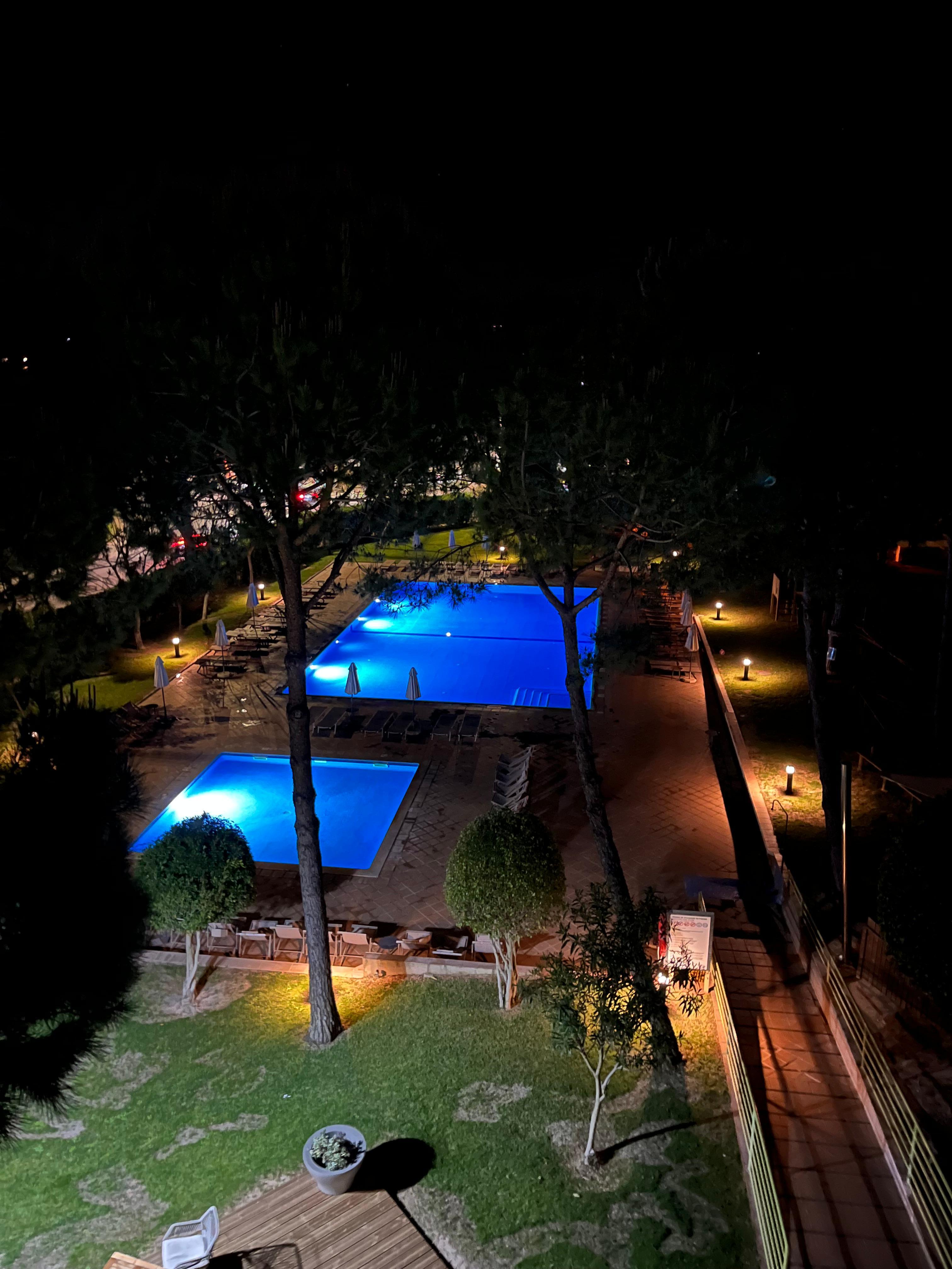 Piscine nord vu de la chambre 