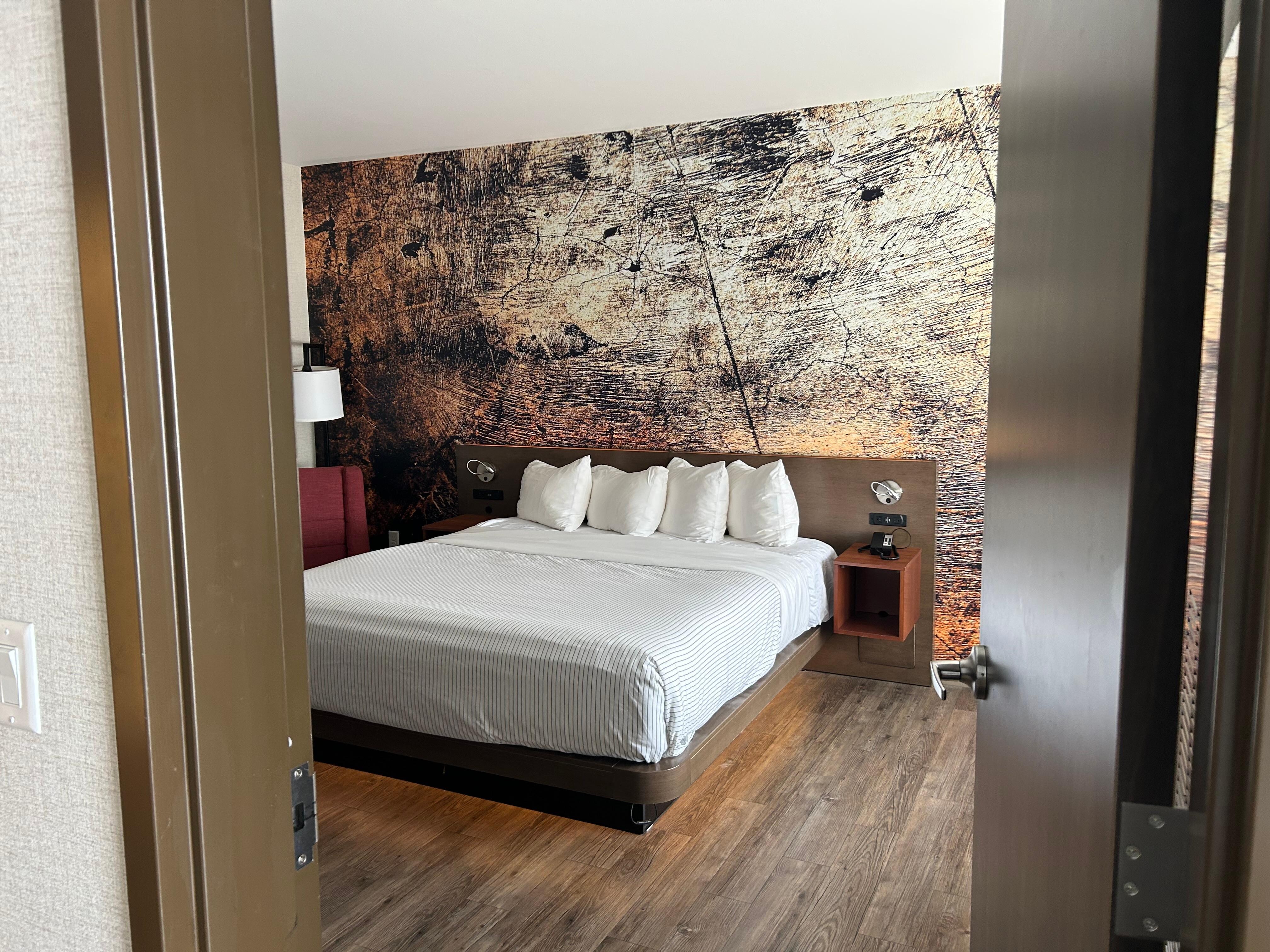 Good size bedroom