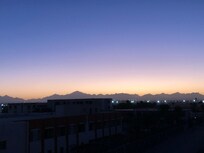 Close to airport only 10 min by taxi