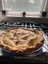 I even made an Apple pie while we were there and the oven worked great!
