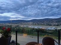 Airport /Penticton