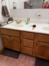 1970’s original bathroom.