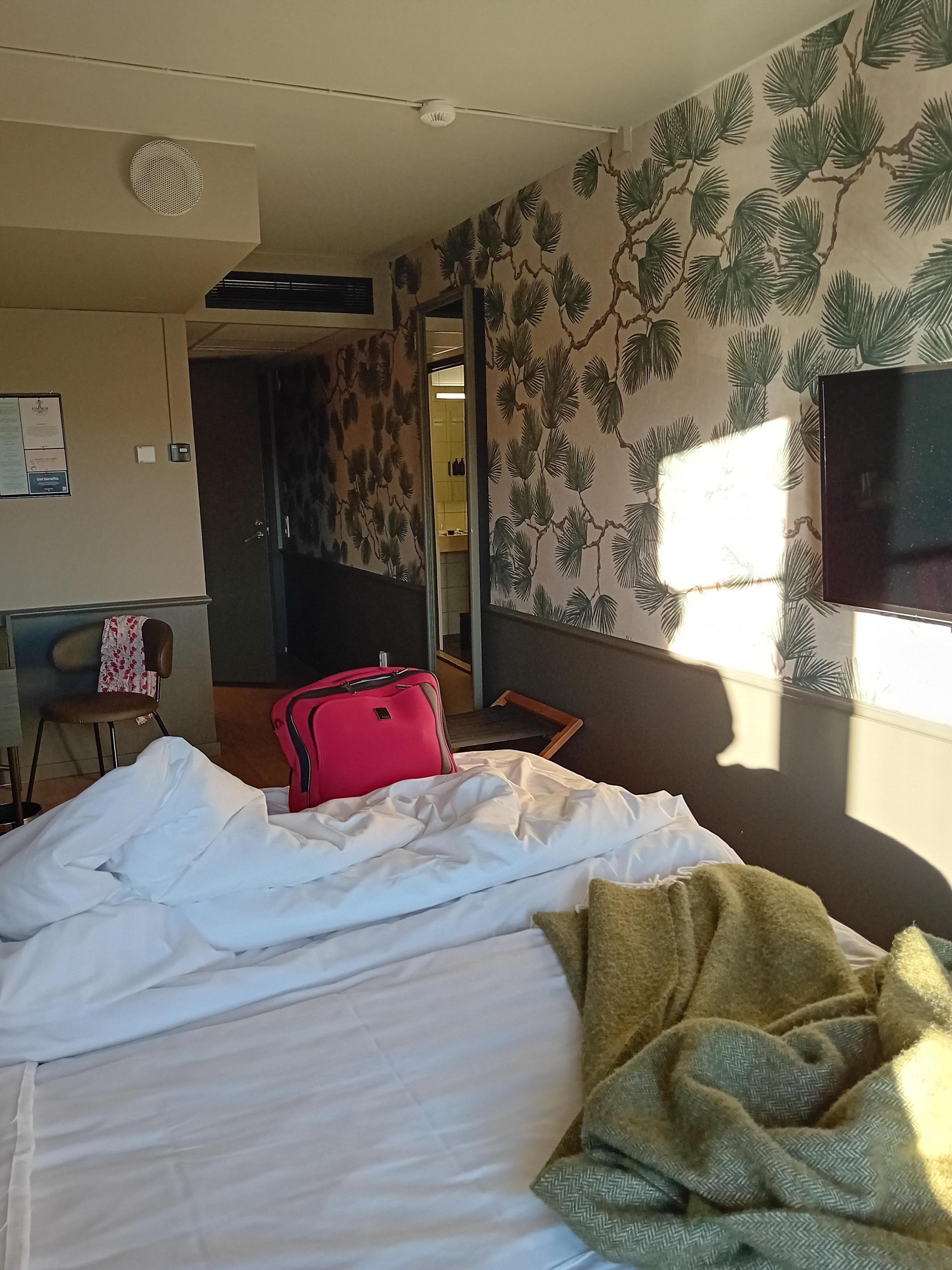 Rymligt o snyggt rum.