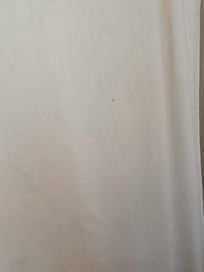 Cortina baño sucia