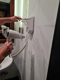 Broken hairdryer n hand gel n also shower gel