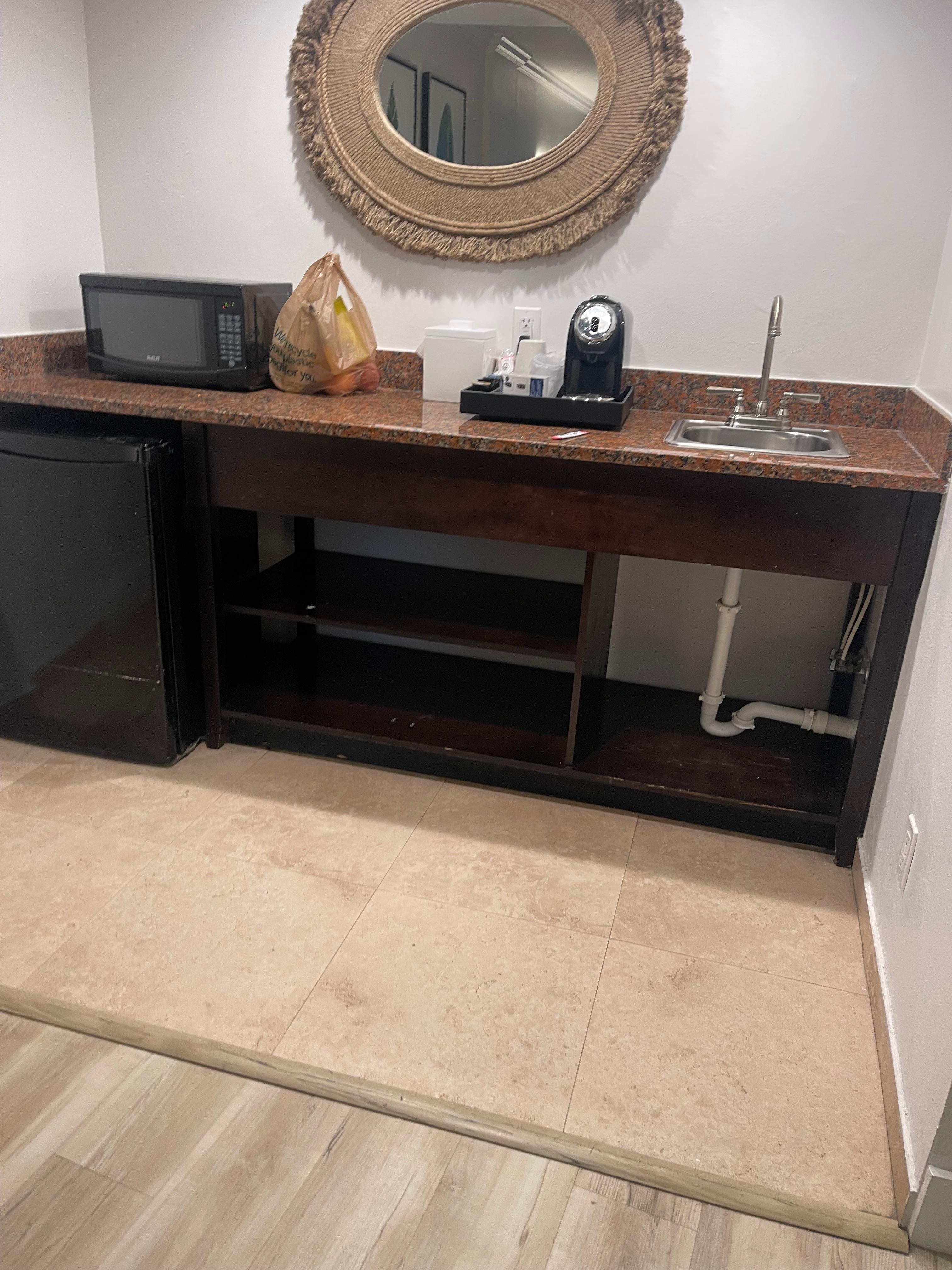 Part of a junior suite, not a fan