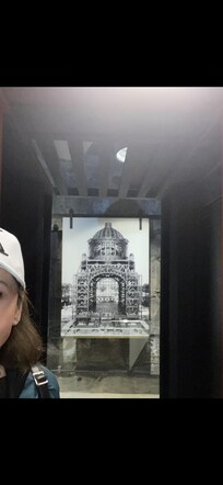 Dentro monumento a la revolución