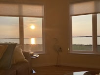 Sunrise sitting. The living room.