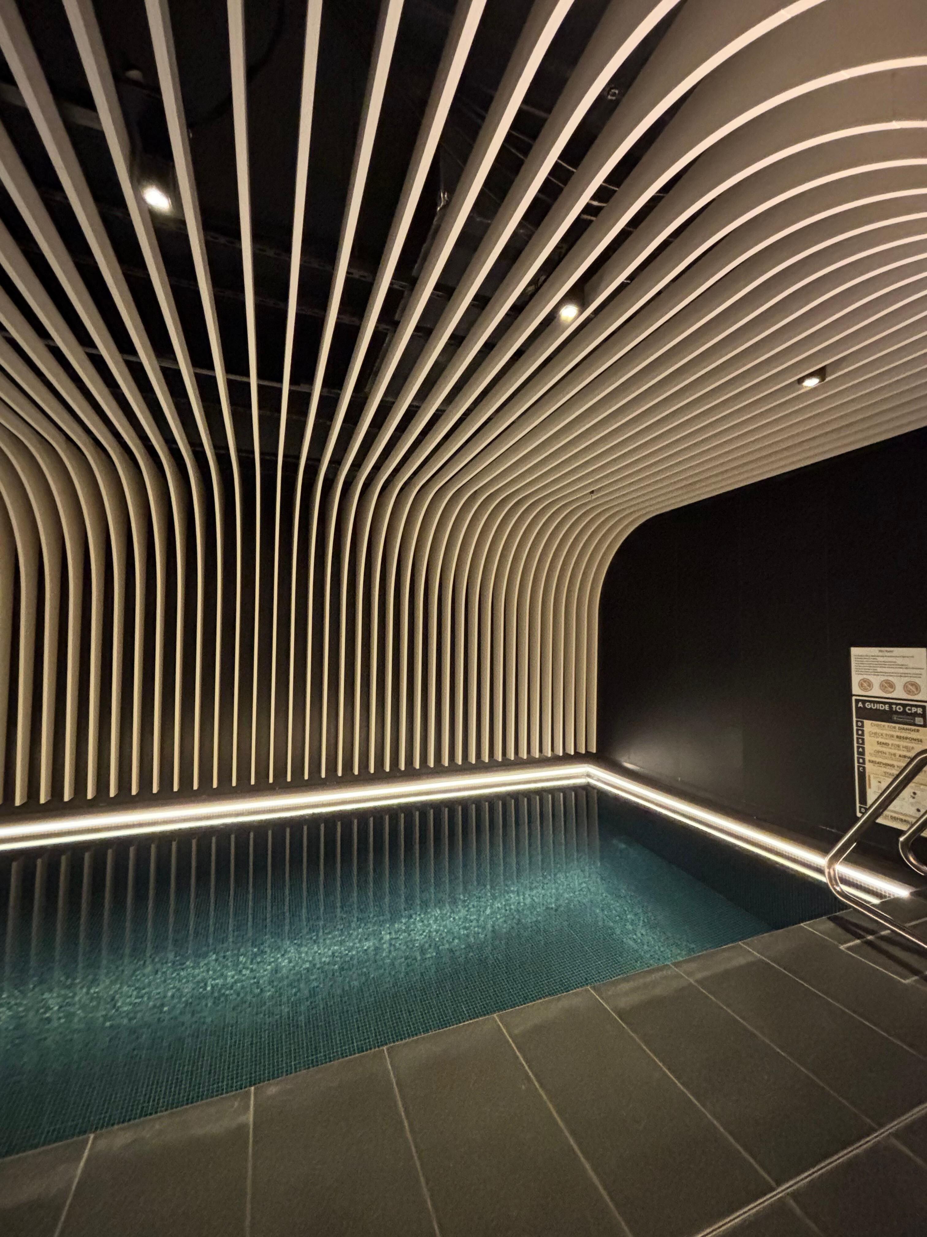 Pool & Spa