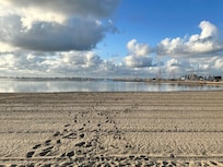 Del pinta beach