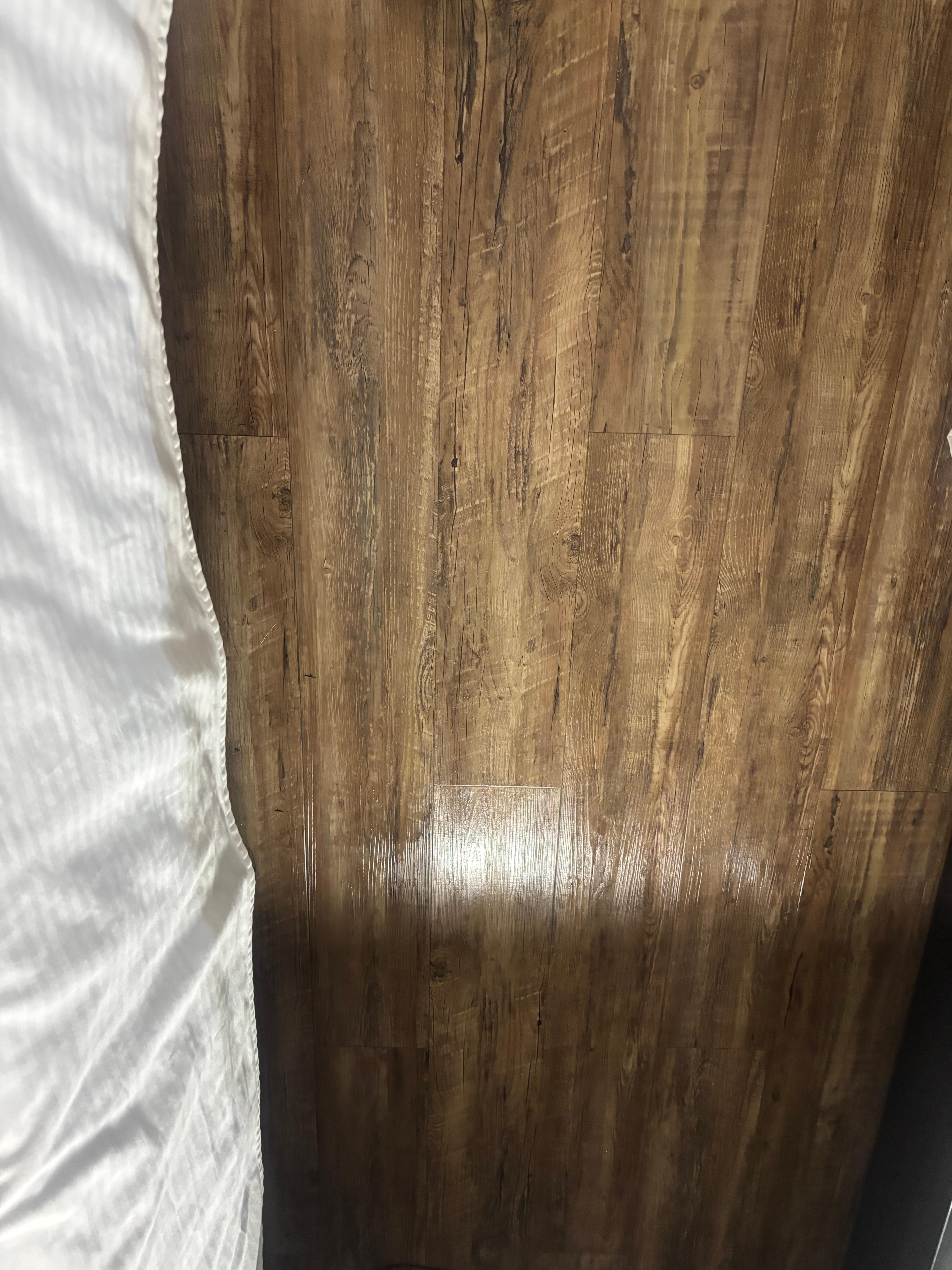 Moist floors
