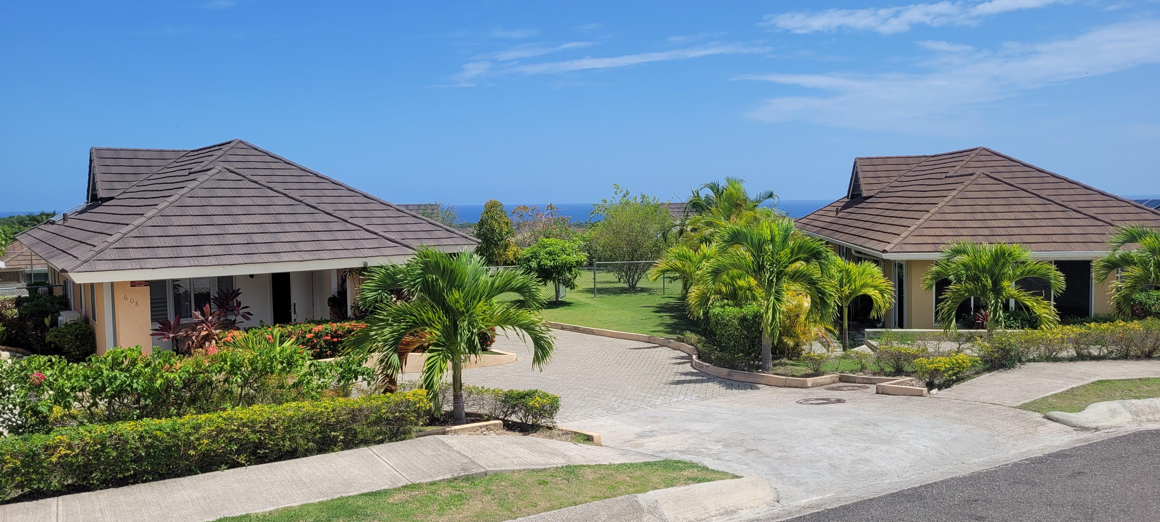 Front View of Stuning Villa with backdrop of the sea!!! 