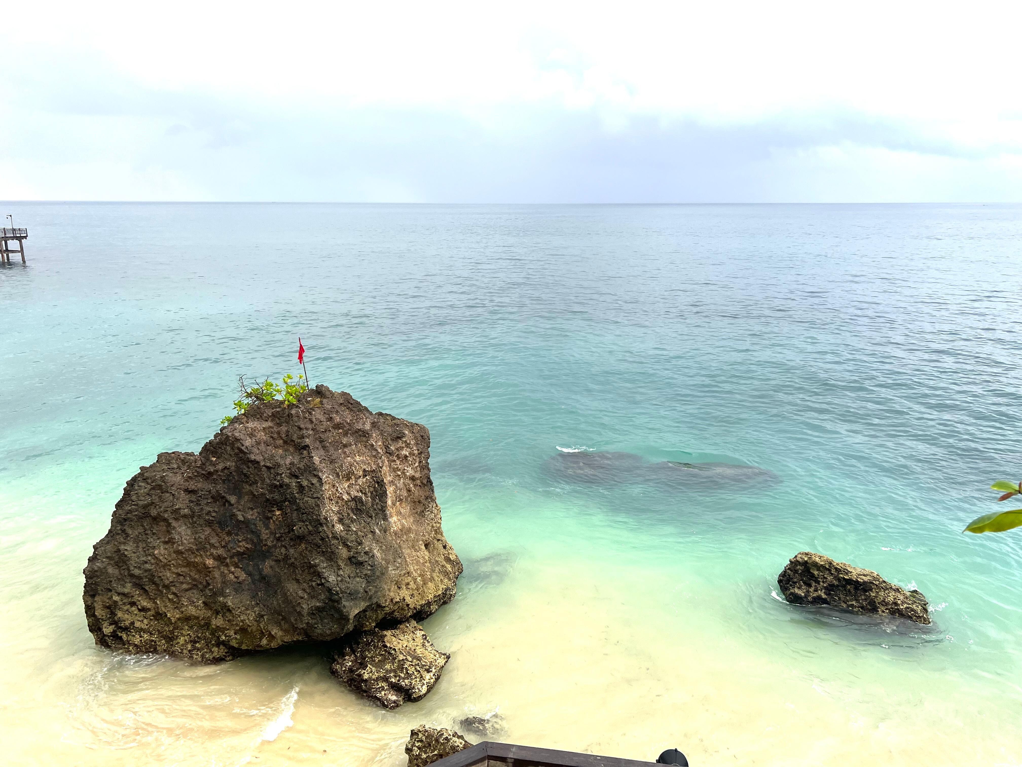 Ocean pool views incredible 