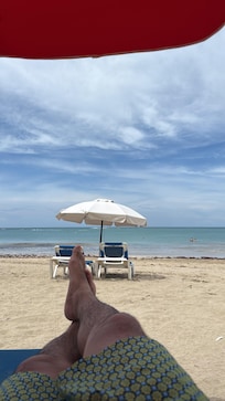 Service in the beach