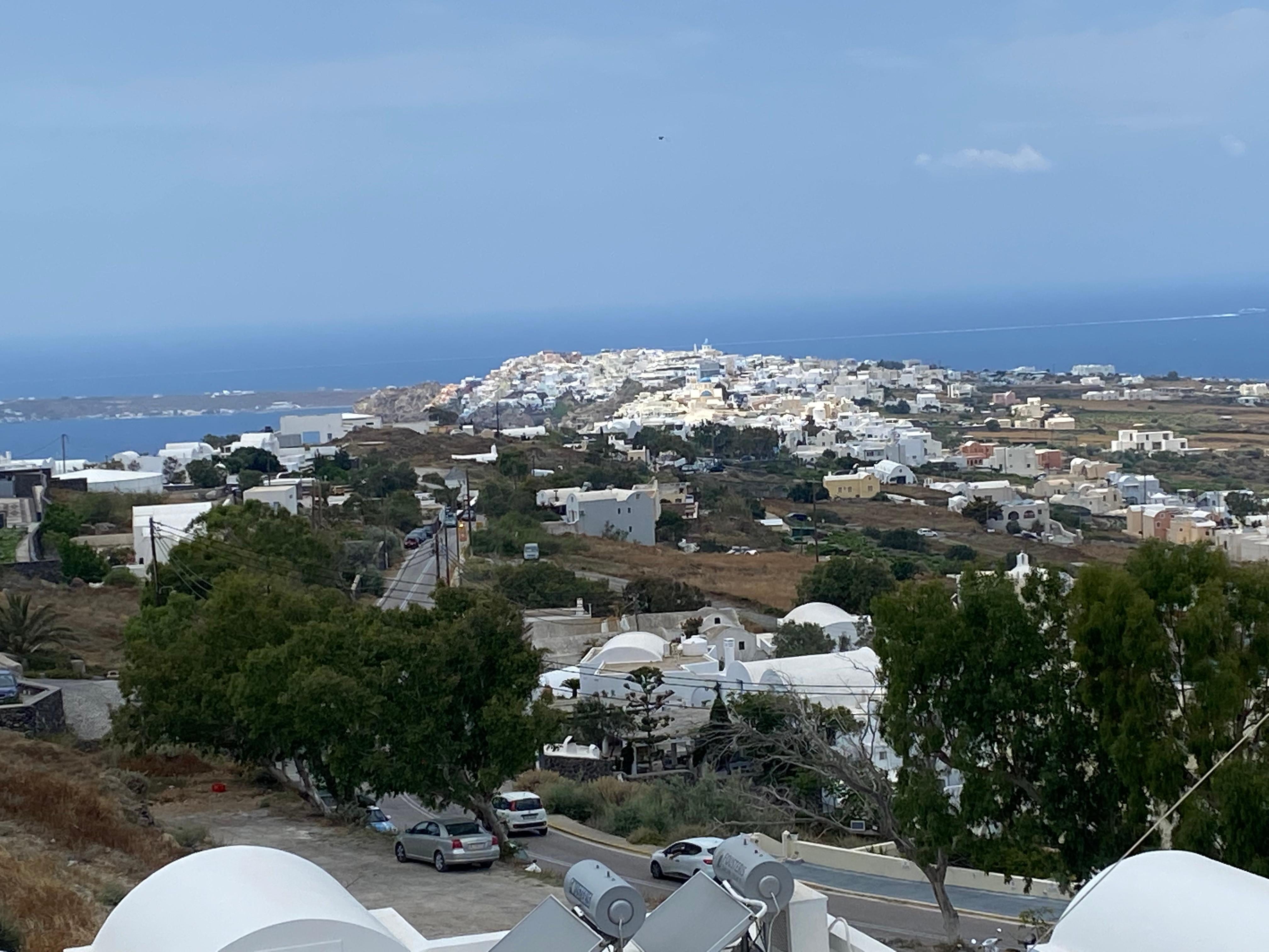 Vista do quarto do hotel. 