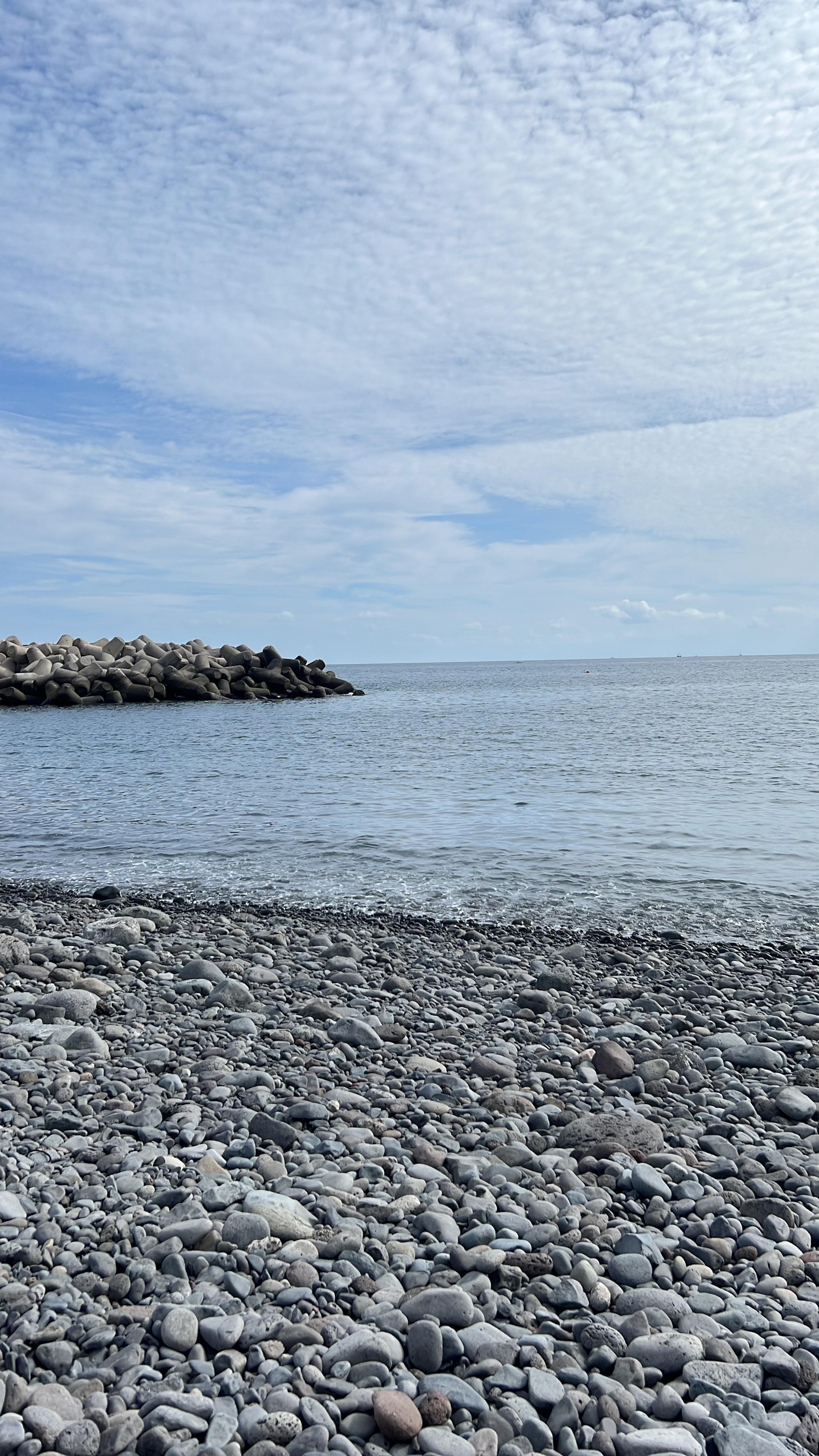 4 Minuten Fußweg entfernt, wenn man links an der Uferpromenade entlang spaziert. 