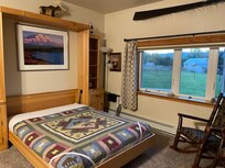 Queen Murphy bed area #2