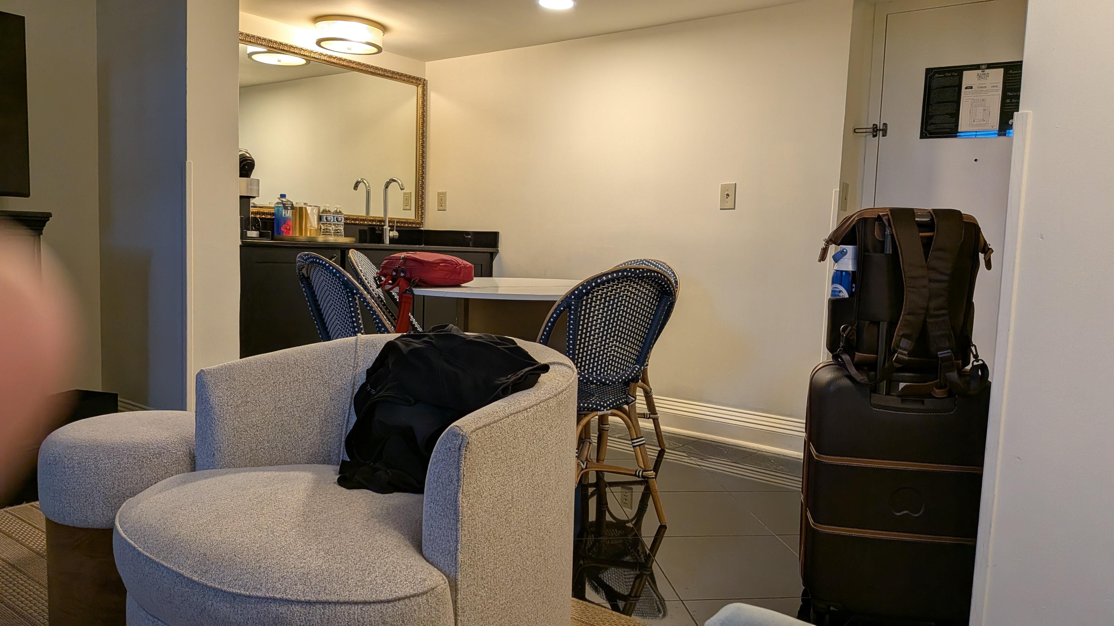 Wet Bar off of Sitting Room