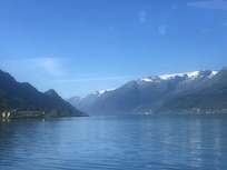 L’hôtel est à 10 minutes à pied des bateaux en direction des fjords.