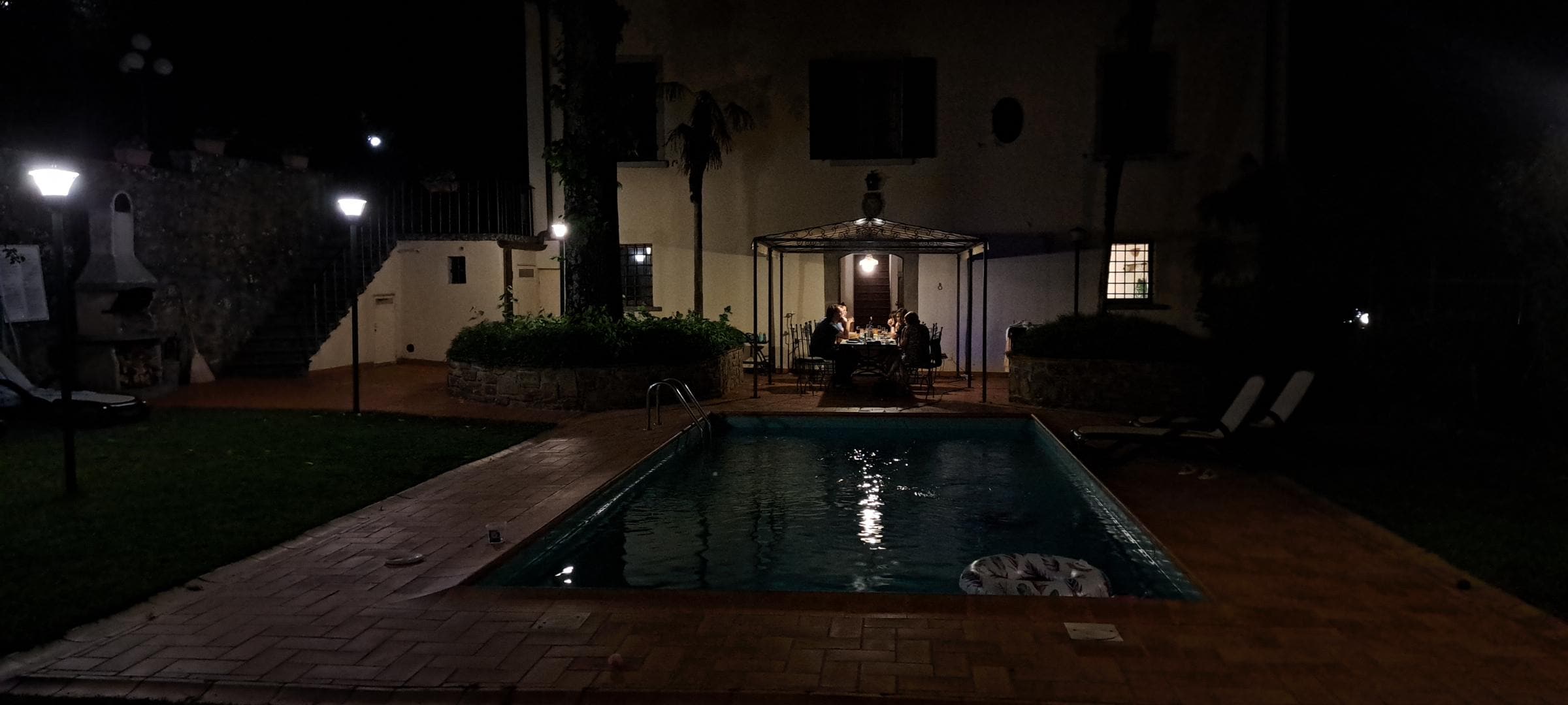 Sfeer beeld van de avond