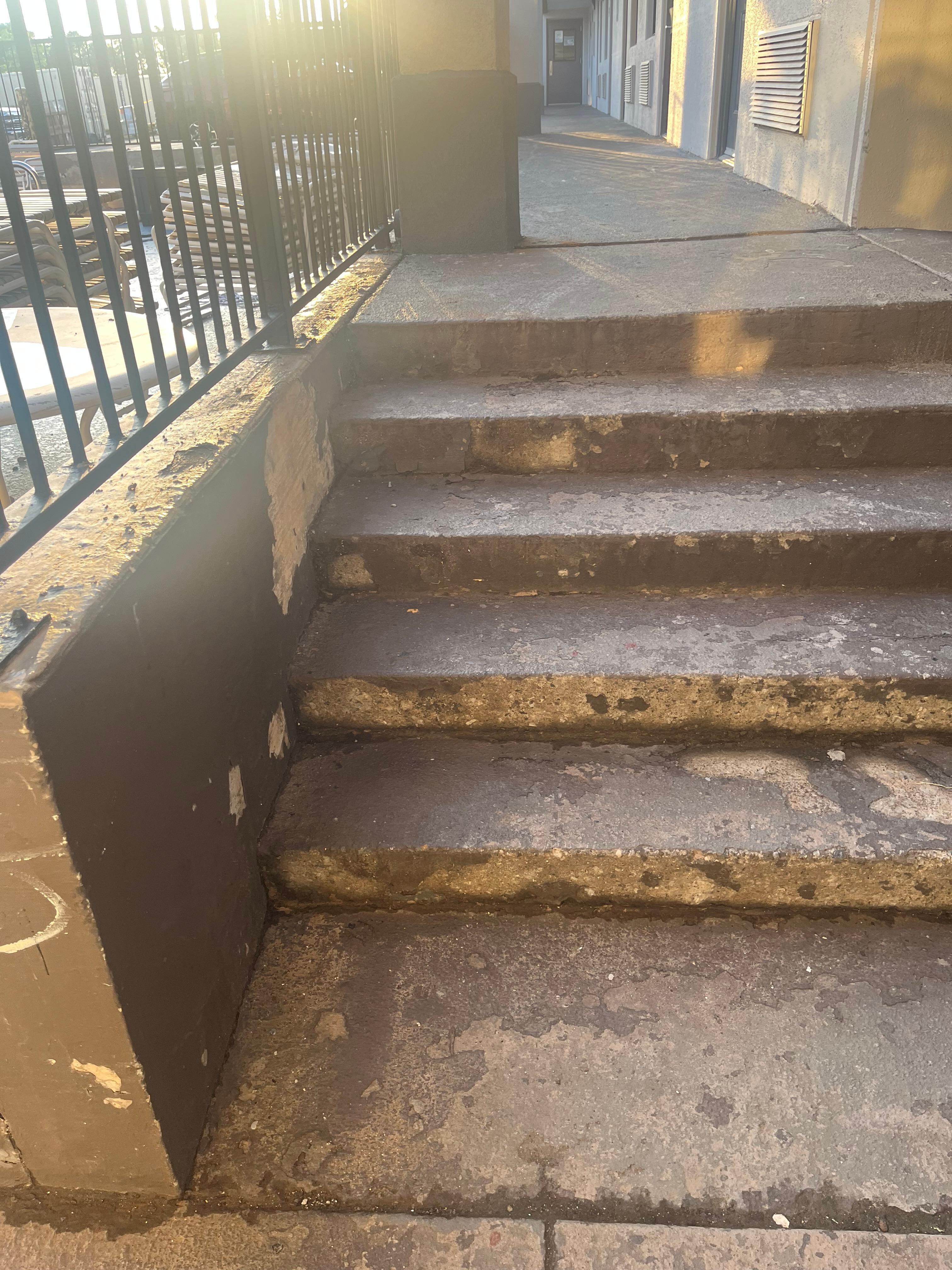 No handrail, very dangerous for someone who is handicapped like my husband 
