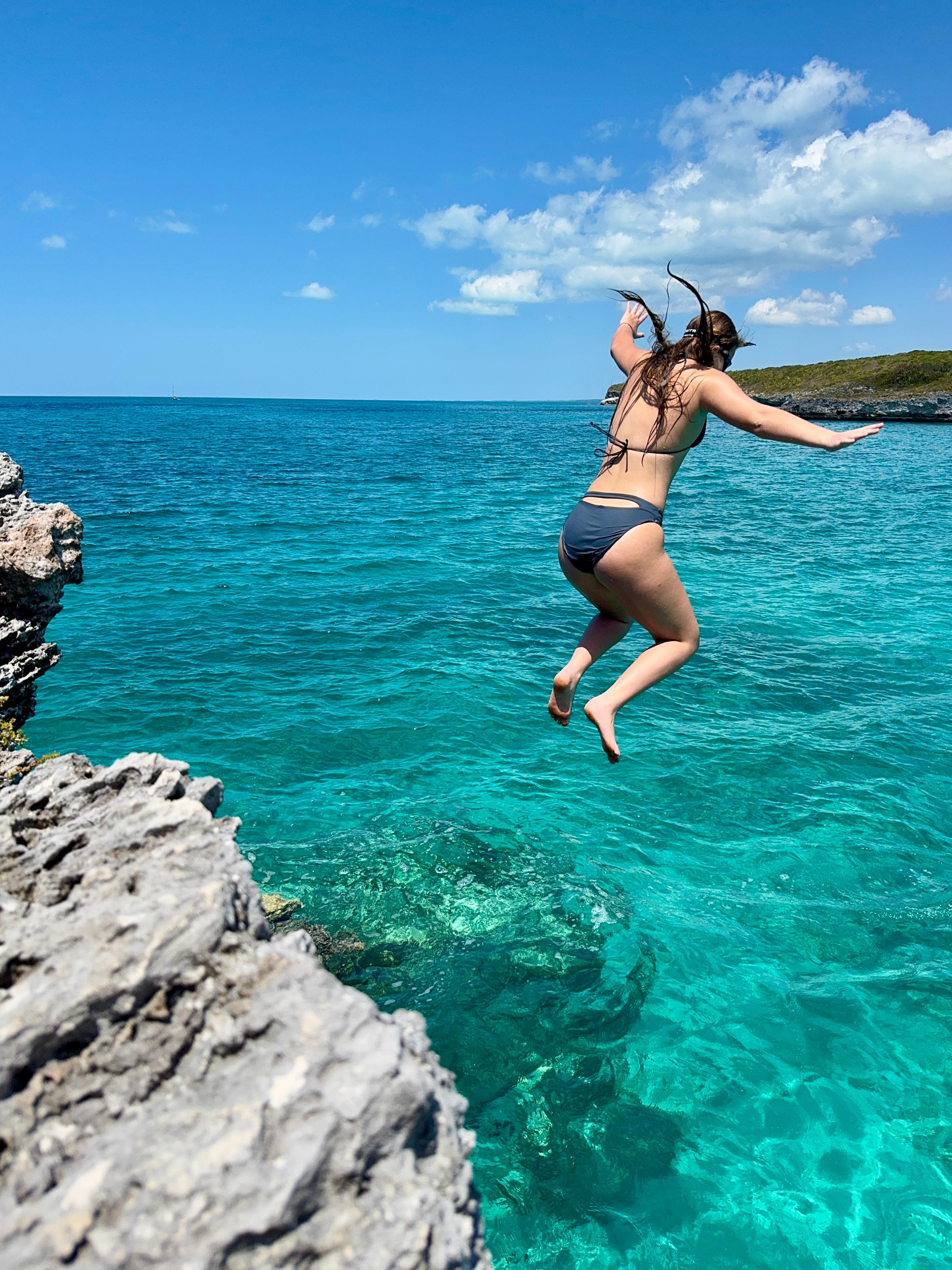 Cliff jumping in the cove