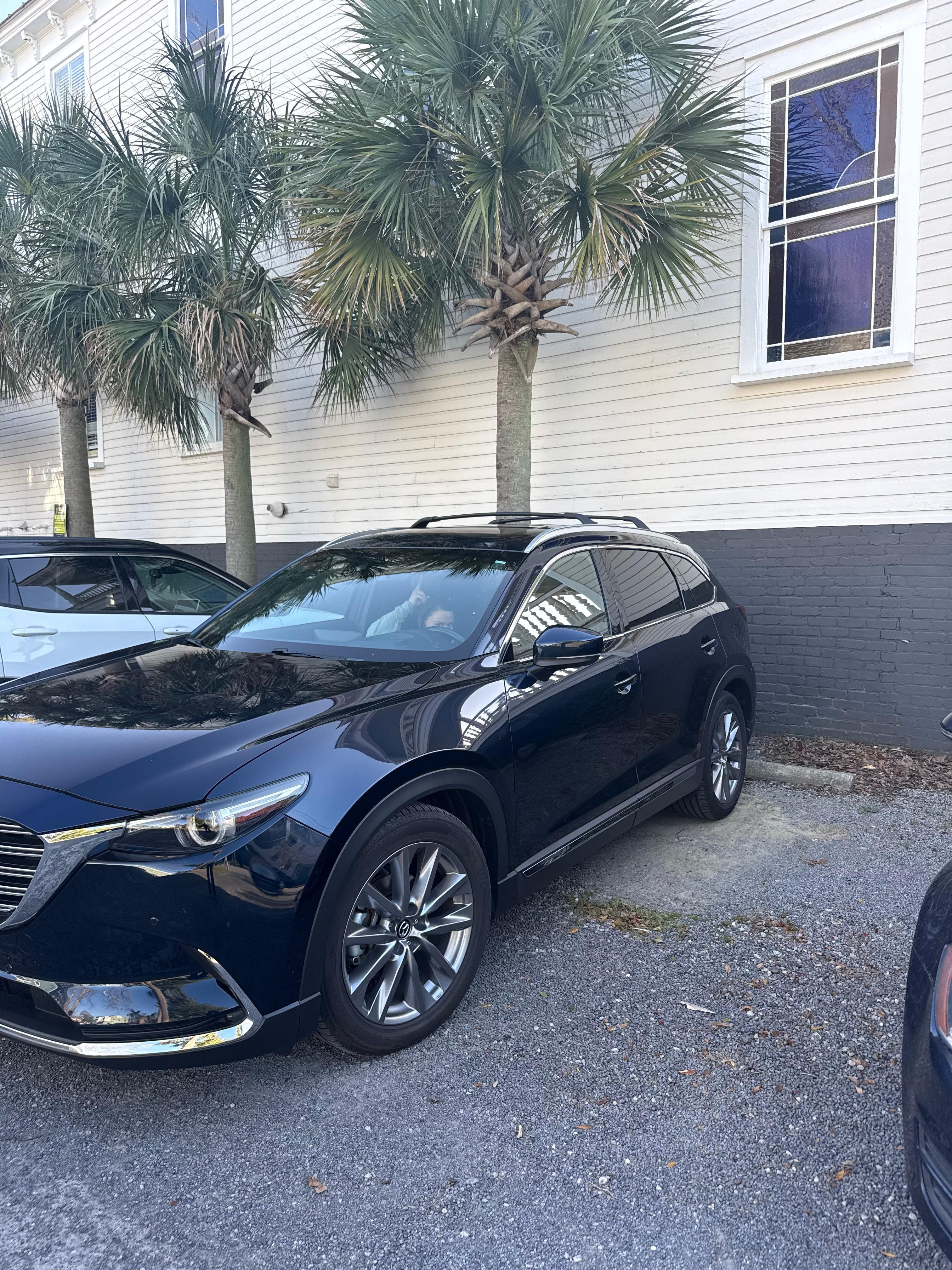 No address marked in this lot or signage of any kind for the vrbo