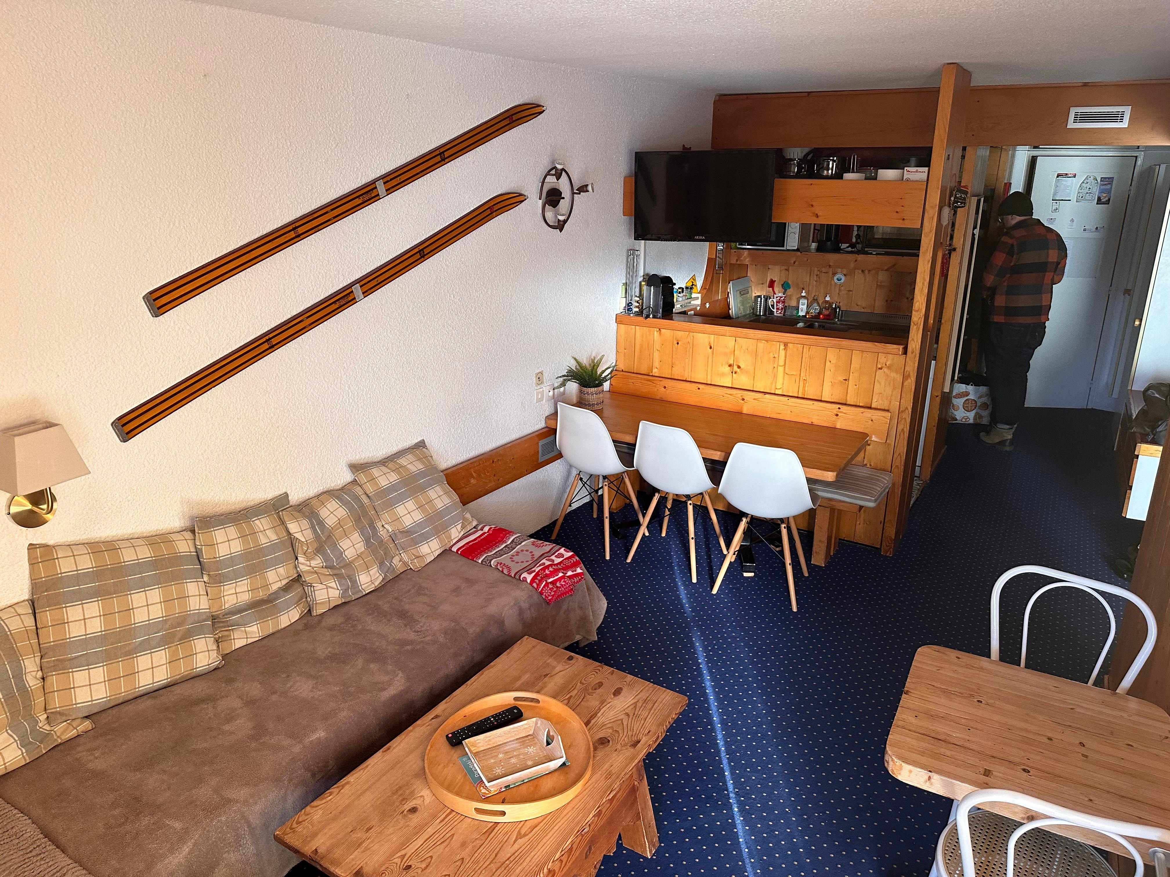 Kitchen is fully equipped 