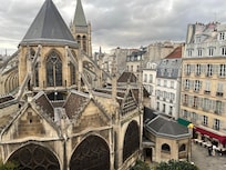 Room view from room 501. Turn right and a minutes walk to Notre Dame.