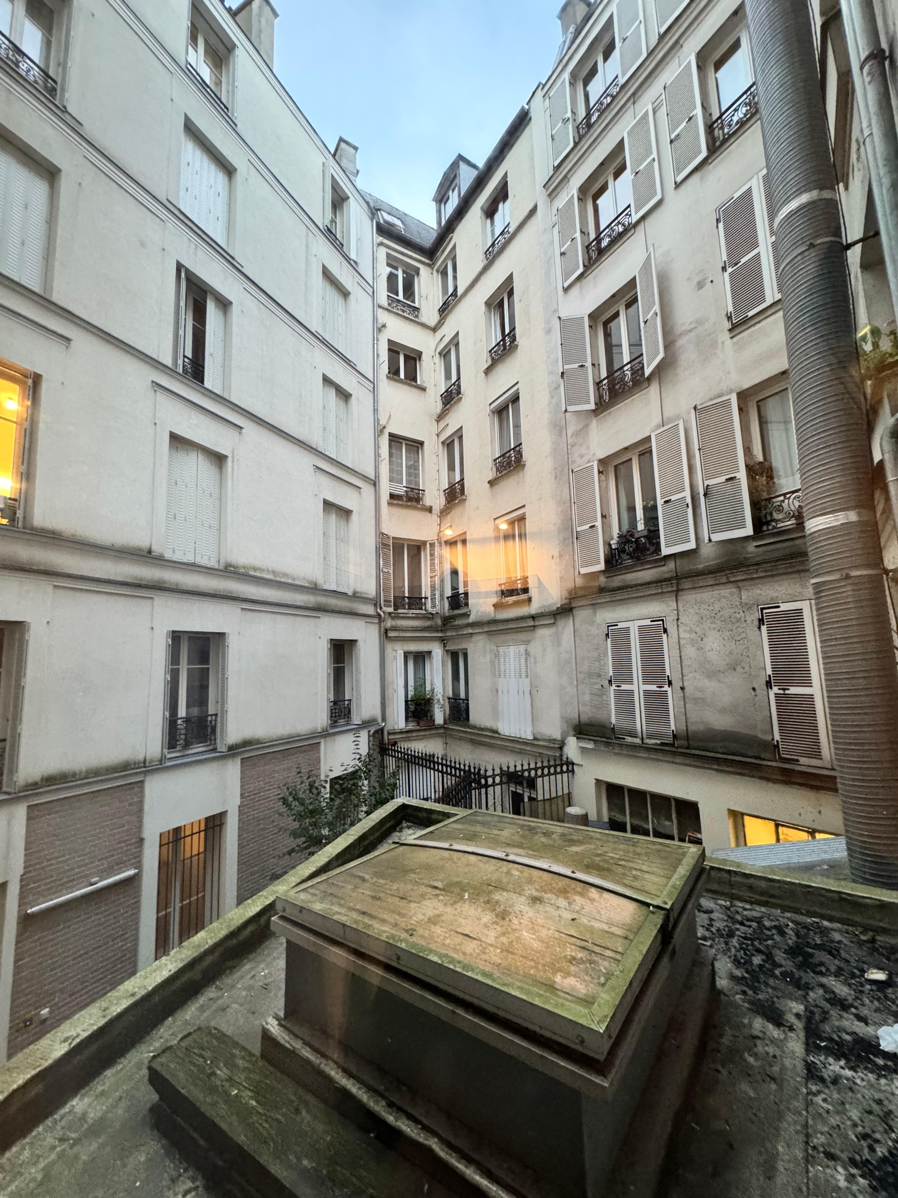 Courtyard view. 