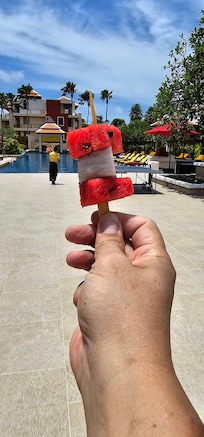 Daily free fruit skewers